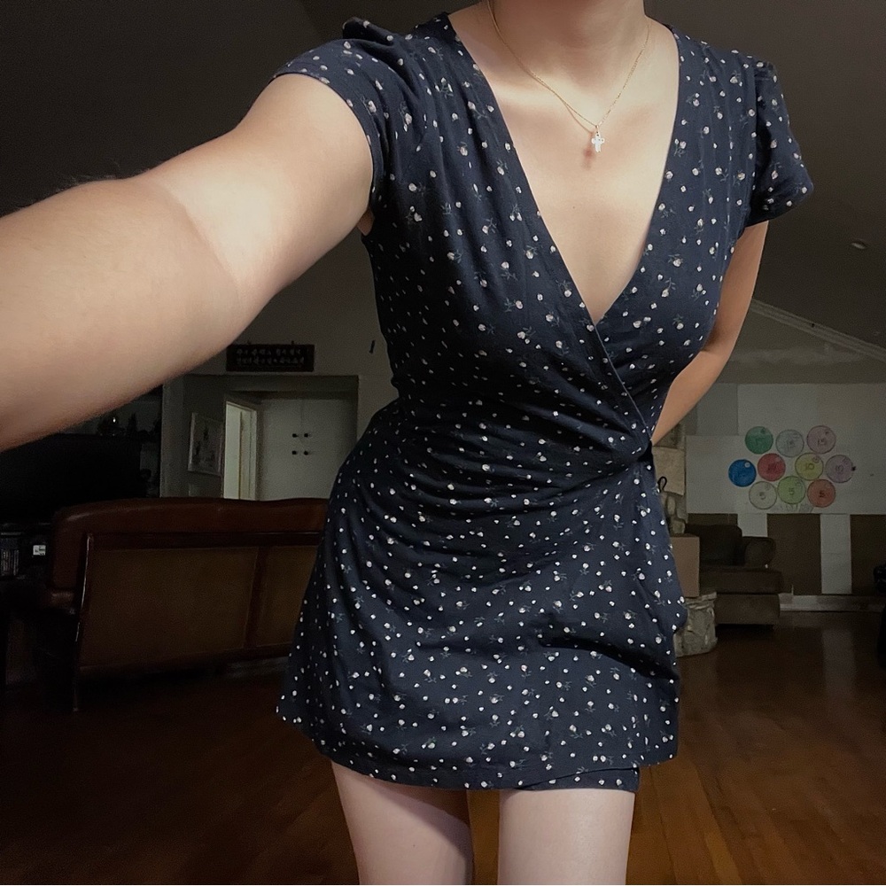 Brandy Melville Navy/Creme Floral Wrap A-Line Dress